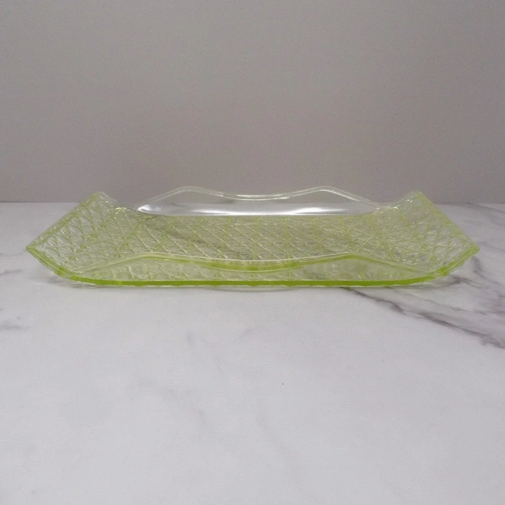 Antique Bryce Brothers Princess Daisy and Button Vaseline / Uranium Glass Tray